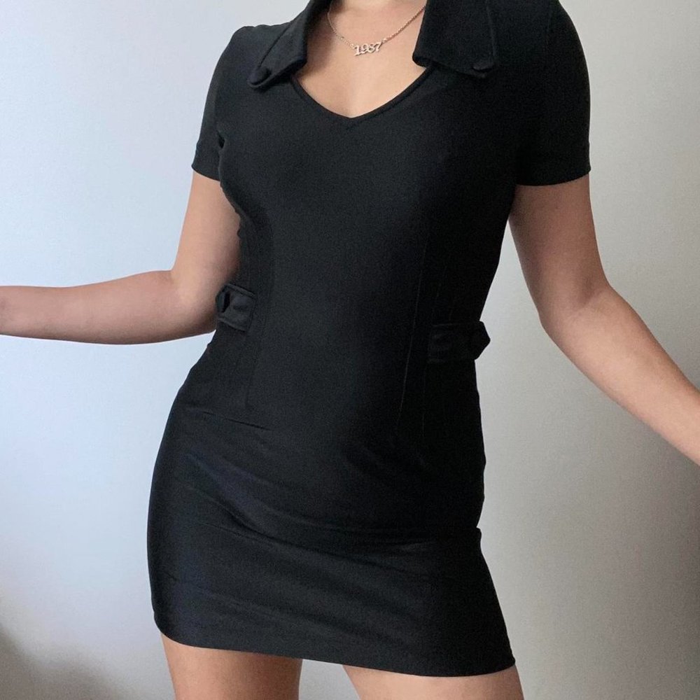 Rewi-M mini go-go dress with buttoned collar